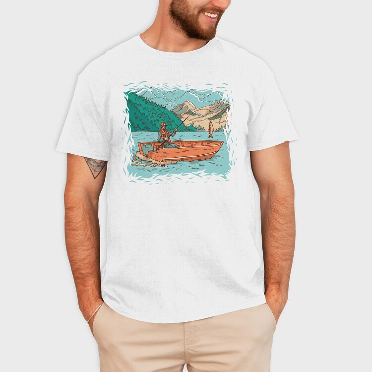 Fisherman In Boat, Tricou Barbati (Unisex)
