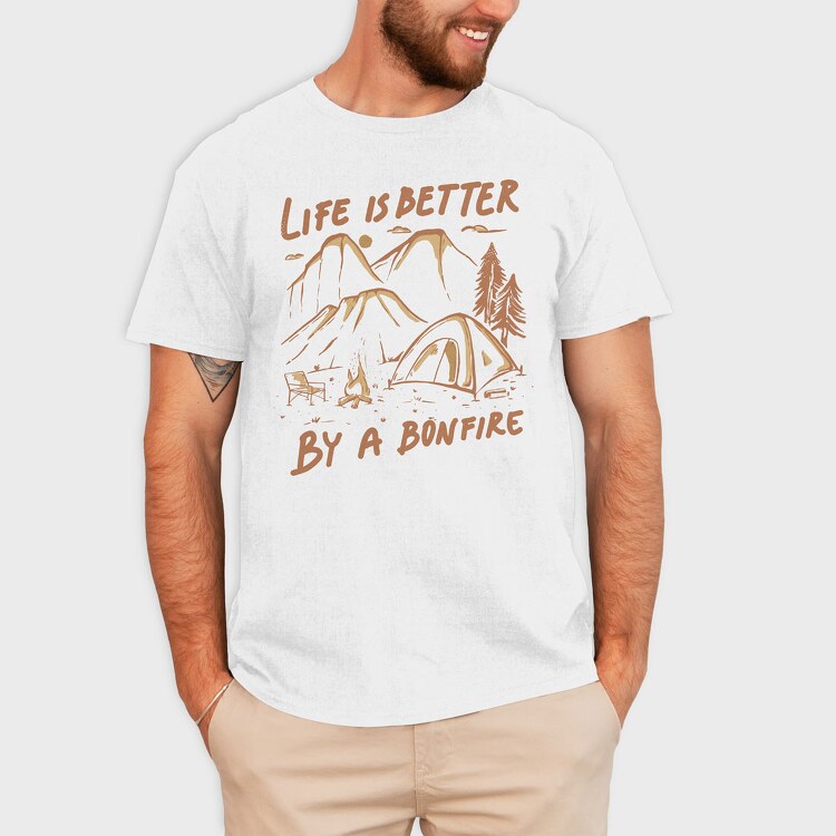 Life I S Better by a Bonfire, Tricou Barbati (Unisex)